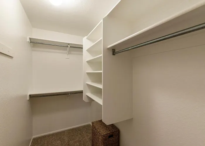 Cute 3 Bedroom With Outdoor Kitchen, Sleeps 6 Surprise