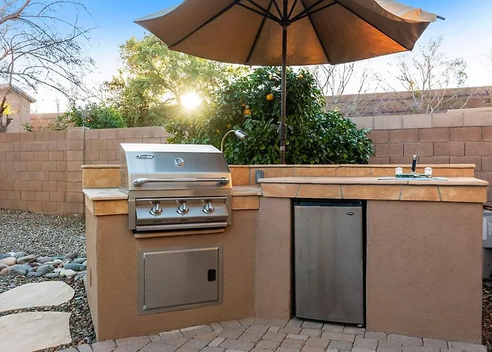 Cute 3 Bedroom With Outdoor Kitchen, Sleeps 6 * Surprise